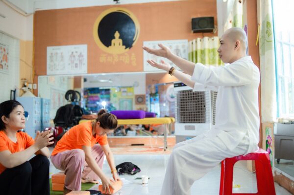 Yoga Tri lieu nhom scaled
